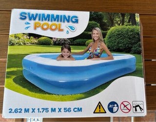 Piscina Hinchable Familiar Azul y Blanca