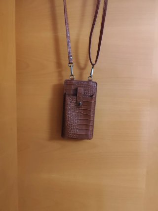 Bolso monedero marrón