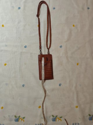 Bolso monedero marrón