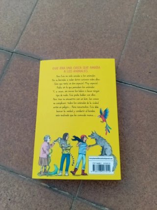 Libro Evie la amiga de los animales