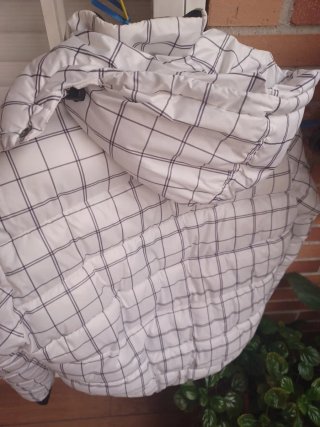 Cazadora Pull and Bear cuadros L