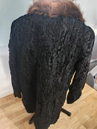 Abrigo vintage astracán negro auténtico