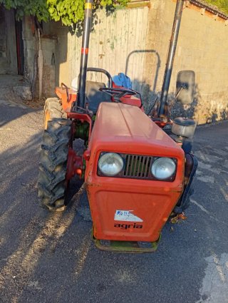 Tractor Agria 9900Z