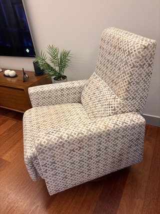 Sillón reclinable de tela