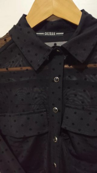 Camisas negras transparente ,con botines negras