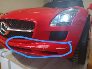 Coche Eléctrico Infantil Rojo. Mercedes Benz
