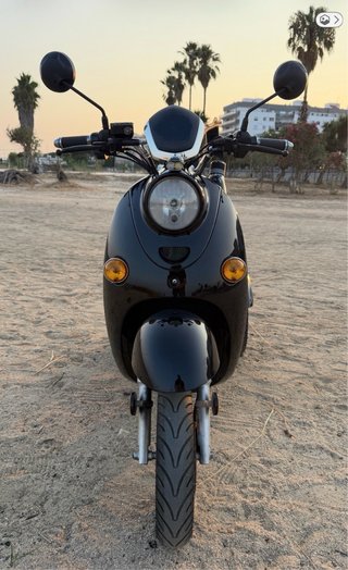 Moto Scooter Eléctrica