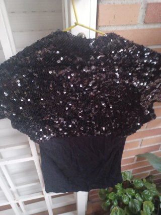 Camiseta fiesta lentejuelas Zara Talla M
