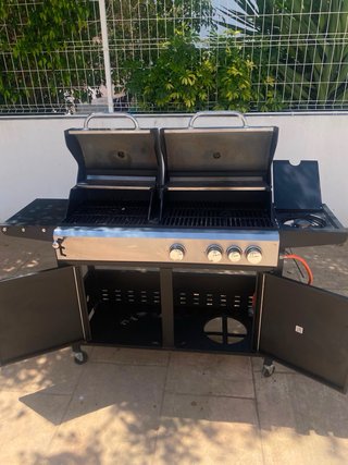 Barbacoa de gas y carbon seminueva