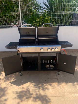 Barbacoa de gas y carbon seminueva