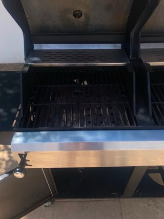 Barbacoa de gas y carbon seminueva