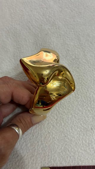 Brazalete Rígido Dorado