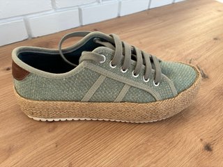 Zapatillas verano verde claro T39