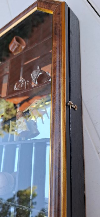 Vitrina expositora para dedales u objetos pequeños