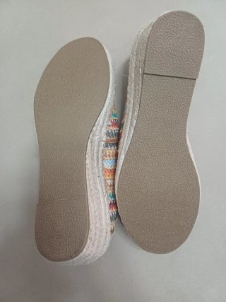 Alpargatas cuña Catwalk multicolor. NUEVAS.