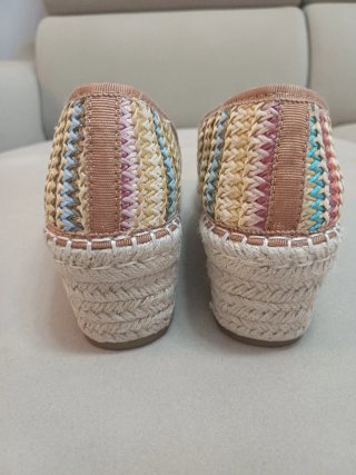 Alpargatas cuña Catwalk multicolor. NUEVAS.