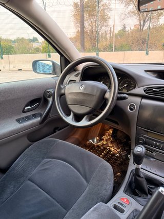Renault Laguna 2002