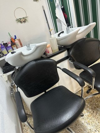 Mobiliario Peluquería Completo