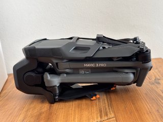 DJI Mavic 3 Pro Fly More Combo