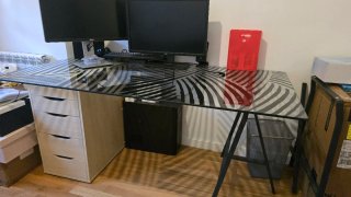 Escritorio Ikea Cristal y Metal