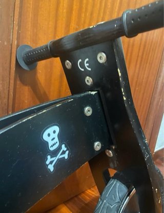 Bicicleta de madera infantil pirata