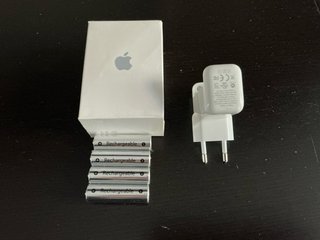 Caricabatterie Apple stilo AA ricaricabili
