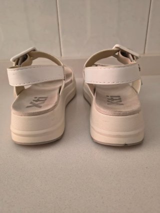 Sandalias XTI T37 Blancas Hebilla