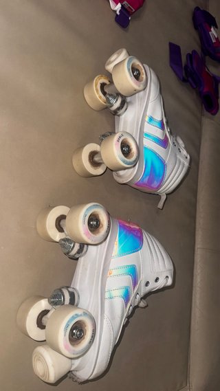 Patines niña 4 ruedas talla 37 + protecciones