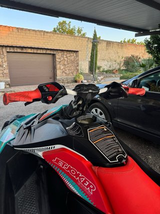 Sea-Doo Spark Trixx Jet Ski 71h 120cv