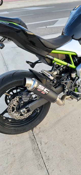 Kawasaki Z900 Full