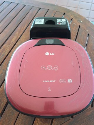 Robot Aspirador LG Hombot VR6600PG Rojo