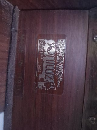 Piano Bachmann madera