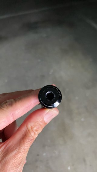 Eje Pasante Bicicleta MTB Negro