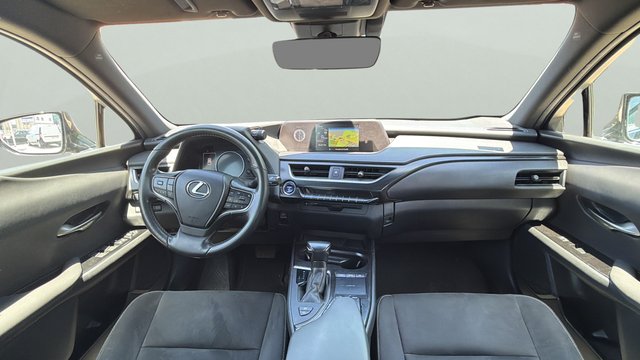 Lexus UX 250h Business 2WD 135 kW (184 CV)
