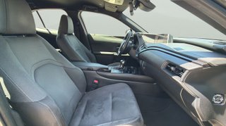 Lexus UX 250h Business 2WD 135 kW (184 CV)