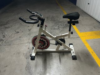 Bicicleta Spinning Fitness House Blanca