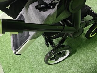 Bugaboo Donkey capotas gris melange