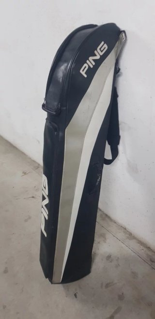 Bolsa de golf PING negra y gris