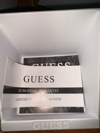 Reloj Guess Dorado y Blanco