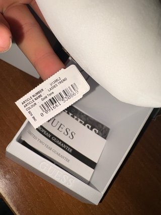 Reloj Guess Dorado y Blanco