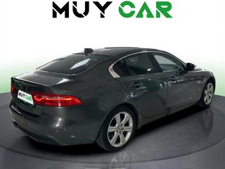 Jaguar XE 2.0 Diesel XE-Pure RWD 132 kW (180 CV)