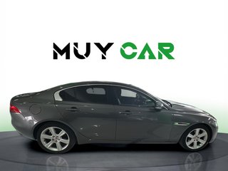 Jaguar XE 2.0 Diesel XE-Pure RWD 132 kW (180 CV)