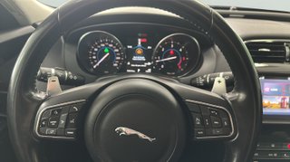 Jaguar XE 2.0 Diesel XE-Pure RWD 132 kW (180 CV)