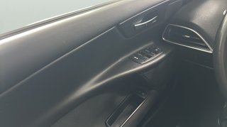 Jaguar XE 2.0 Diesel XE-Pure RWD 132 kW (180 CV)