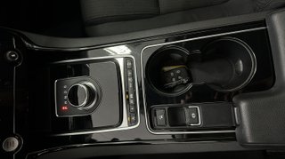 Jaguar XE 2.0 Diesel XE-Pure RWD 132 kW (180 CV)