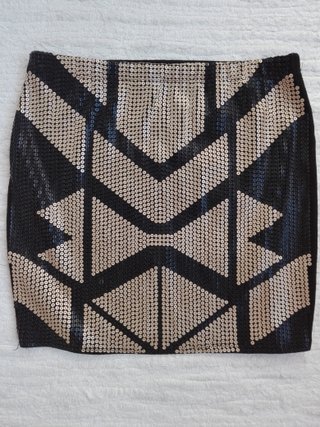 Falda mini lentejuelas negra y dorada