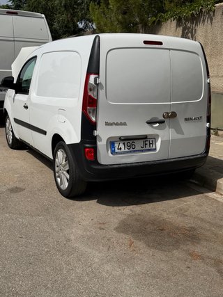 Vendo furgoneta kangoo 1.5 turbo diesel negociable