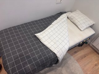 Cama 190x90cm: Colchón, somier, edredón y patas