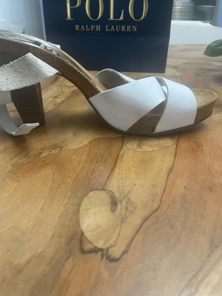Sandalias Zara Negras T-Strap