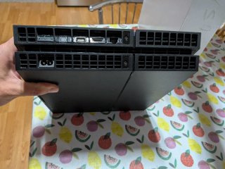 PS4 Slim 9.00 1 mando y todos los juegos